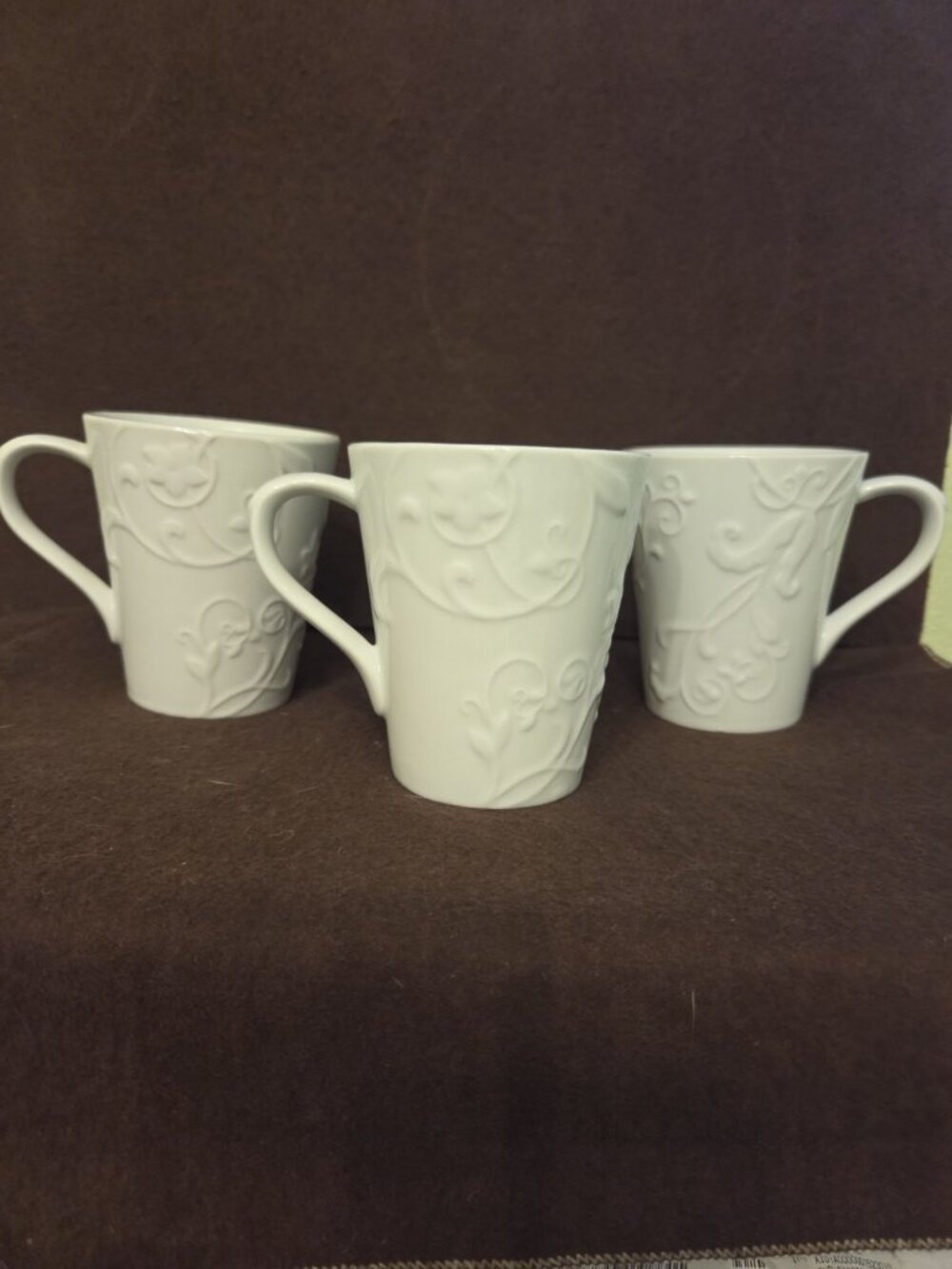 3 Corelle Coordinates Porcelain Bella Faenza White Embossed Coffee Cup Mug 10 oz